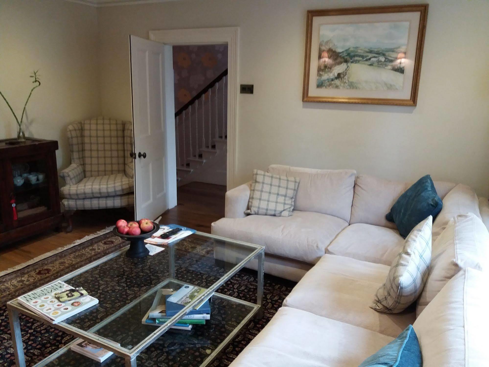 Lorne House Bed & Breakfast Box  Екстериор снимка